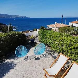 Casa Platja D'en Robert Hébergement de vacances El Port De La Selva